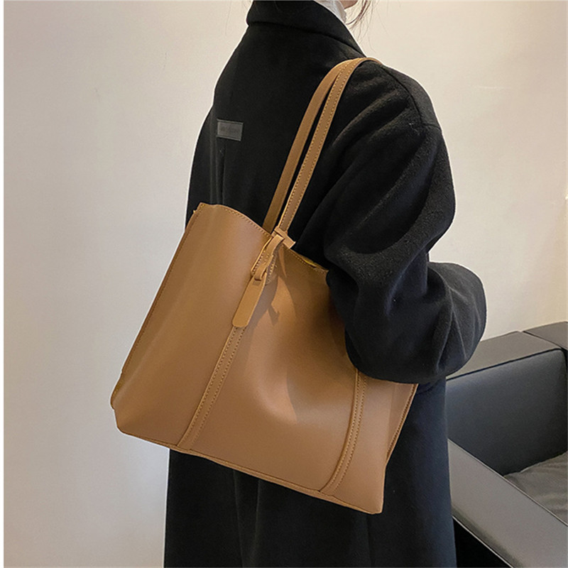 Classic Black Faux Leather Tot - Women Bags Aldo ulasan dan harga