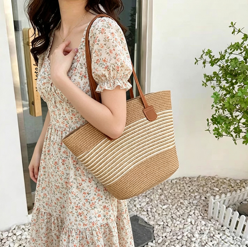 CLAREGQI  Women's Striped Stra - Woven Straw Bag ulasan dan harga