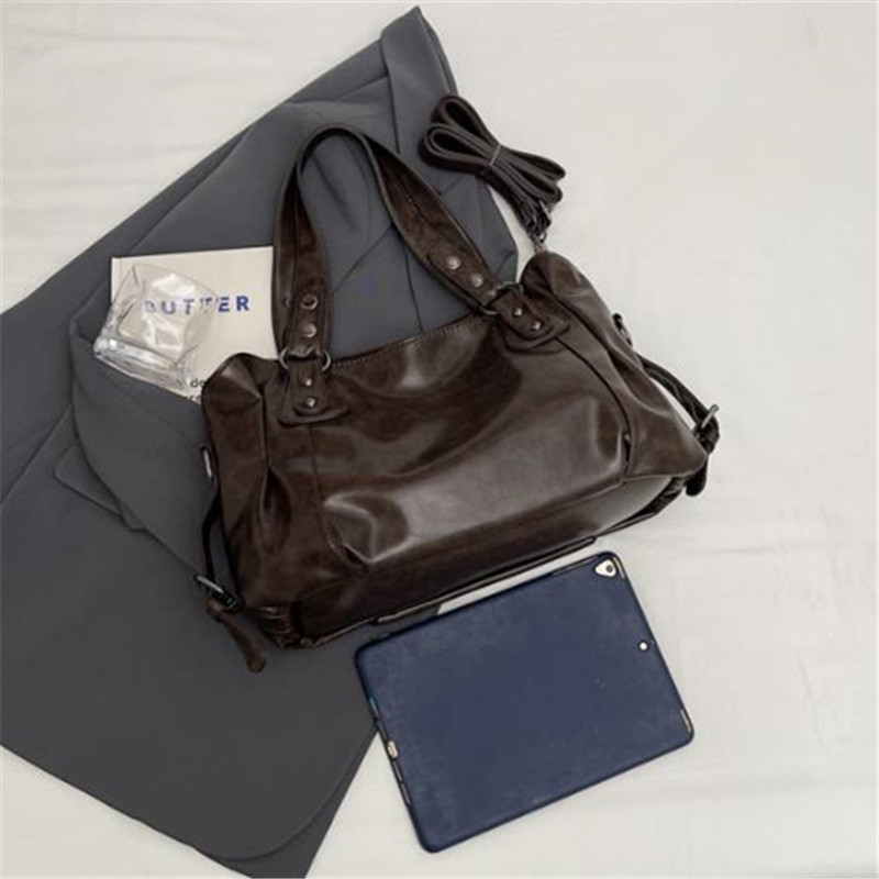 Retro Oil Wax Faux Leather Tot - Women Bags Aldo ulasan dan harga